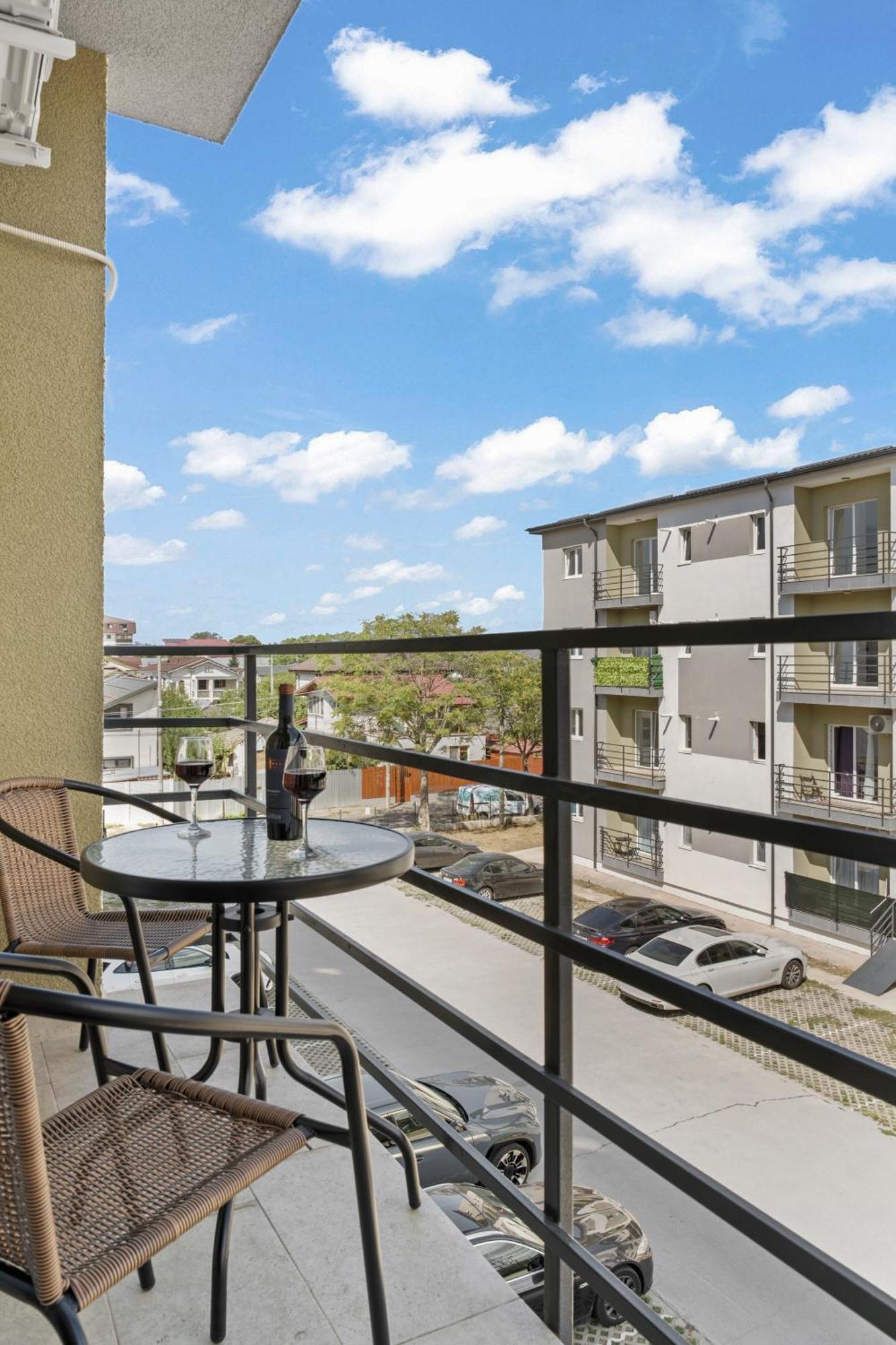 Comfort Azure Bucureşti Eksteriør bilde